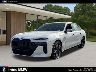 New 2025 BMW 750e xDrive w/ Premium Package