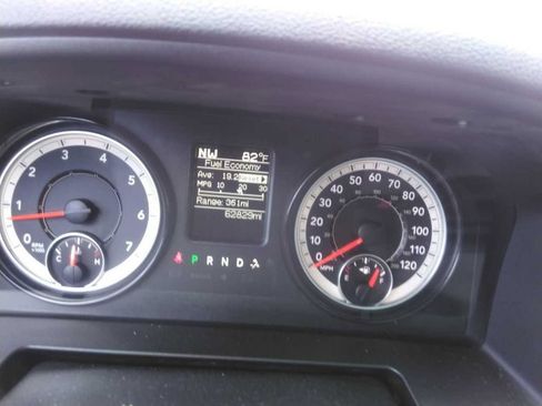 Used 2024 RAM 1500 Classic SLT AWD/4WD image 10