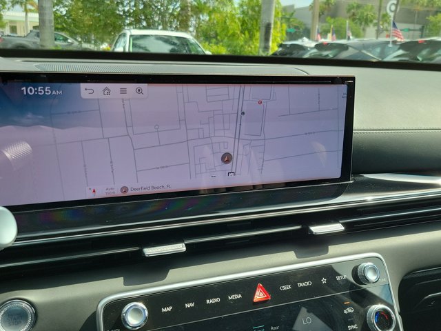Certified 2026 Genesis GV80 2.5T RWD image 25