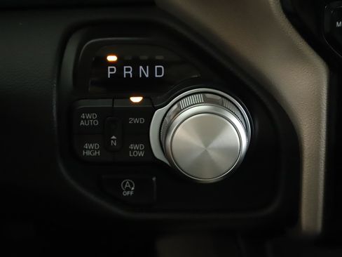 Used 2021 RAM 1500 Laramie AWD/4WD image 16