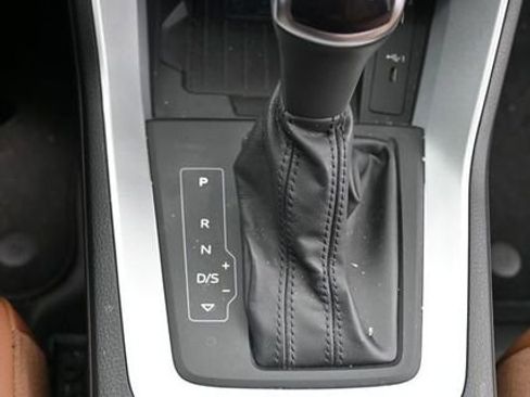 Used 2022 Audi Q3 2.0T Premium Plus w/ Premium Plus Package image 14