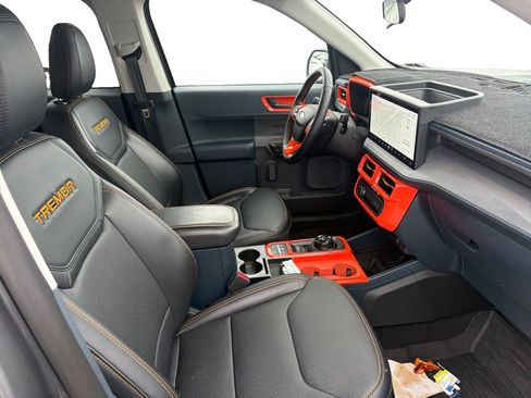 Used 2025 Ford Maverick Tremor image 15