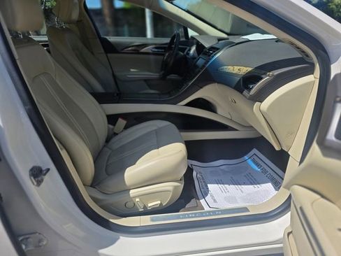 Used 2013 Lincoln MKZ Hybrid FWD image 32