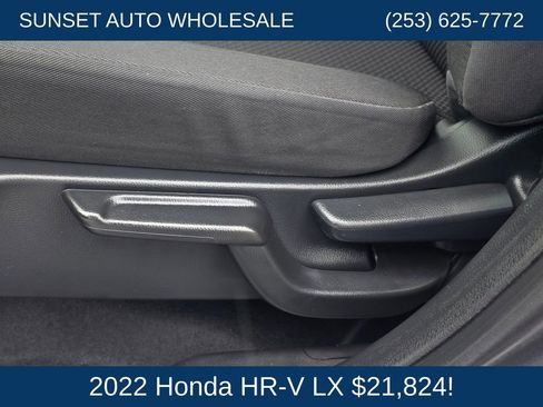 Used 2022 Honda HR-V LX image 24