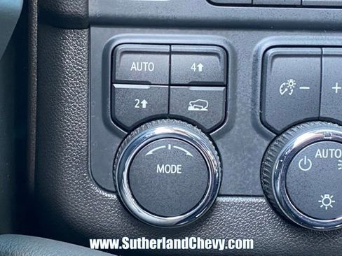 Used 2025 Chevrolet Tahoe LT image 25