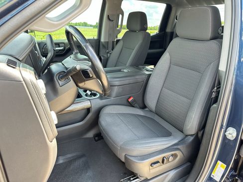 Used 2021 GMC Sierra 1500 Elevation RWD image 11