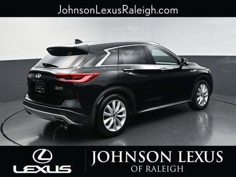 Used 2019 INFINITI QX50 Essential w/ Premium Heat Package AWD/4WD image 9