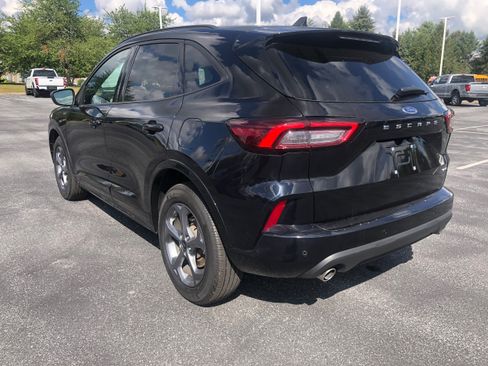 Certified 2023 Ford Escape ST-Line w/ Tech Pack #1 image 3