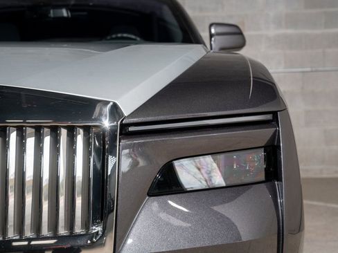 Used 2024 Rolls-Royce Spectre w/ Spectre Launch Package AWD/4WD image 39