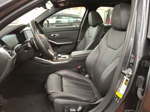 Used 2021 BMW 330i xDrive 330i xDrive image 9