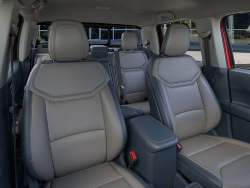 New 2026 Ford Maverick Lariat w/ 4K Tow Package image 10