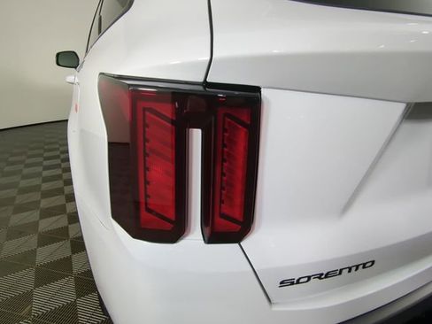 New 2026 Kia Sorento X-Line EX AWD/4WD image 34