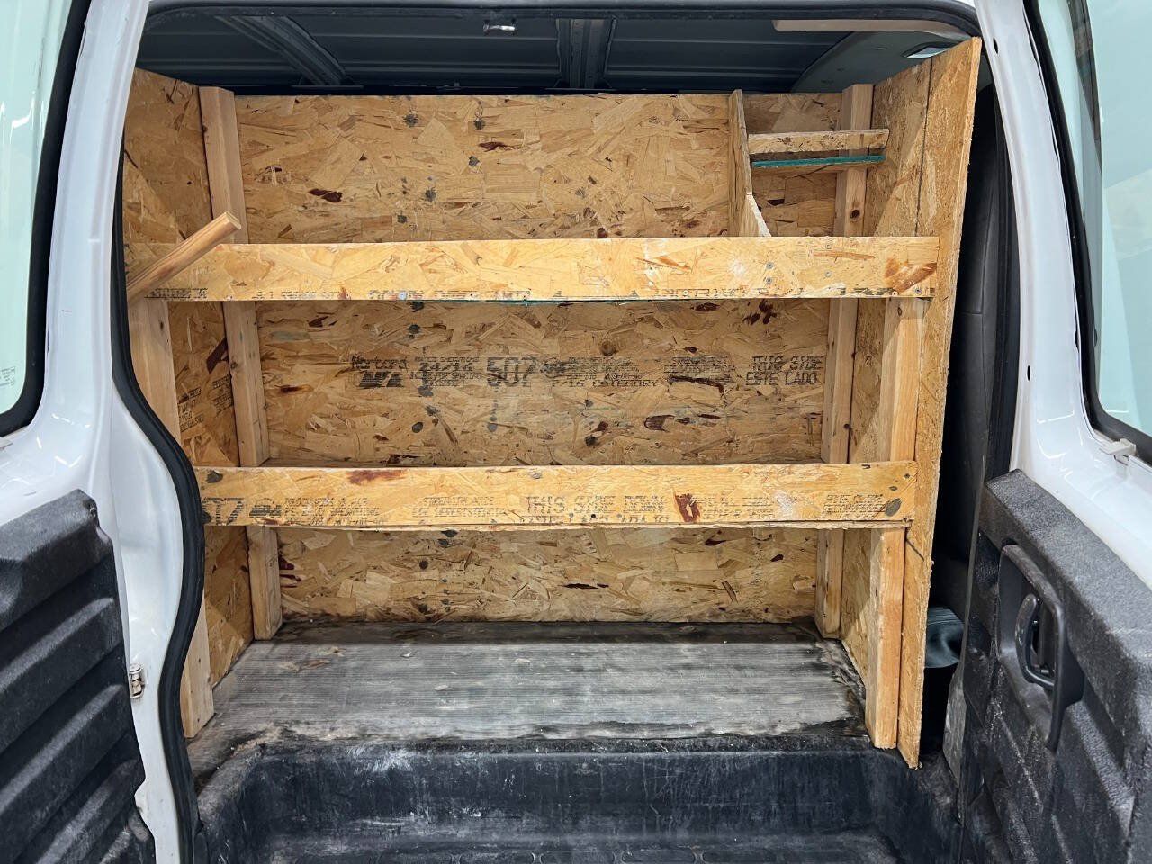 Used 2014 Chevrolet Express 1500 RWD image 12