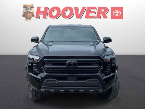 Used 2025 Toyota Tacoma SR image 7