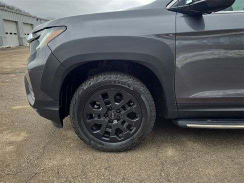 Used 2023 Honda Ridgeline RTL-E image 8