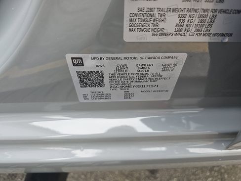 Certified 2025 Chevrolet Silverado 2500 Custom w/ Custom Value Package image 21