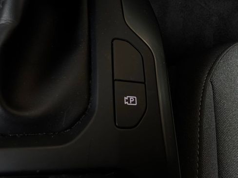 Used 2025 Kia K4 FWD image 24
