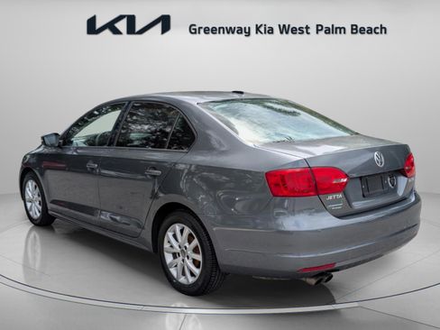 Used 2012 Volkswagen Jetta SE FWD image 5