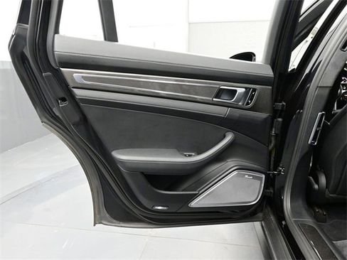 Used 2017 Porsche Panamera Turbo image 13