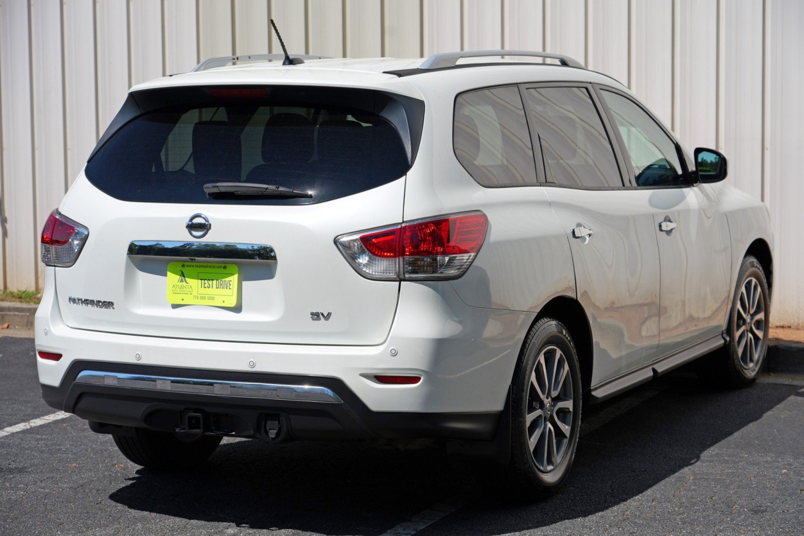 Used 2015 Nissan Pathfinder SV w/ Trailer Tow Package FWD image 48