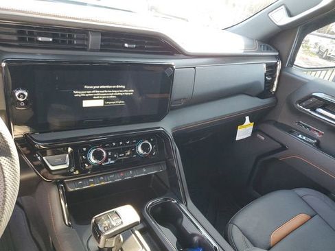 New 2026 GMC Sierra 1500 AT4 w/ Technology Package image 29