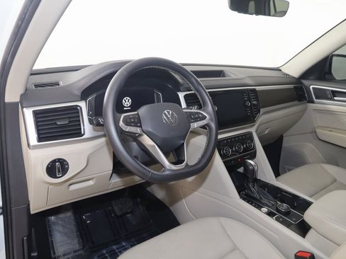Used 2022 Volkswagen Atlas SE image 25