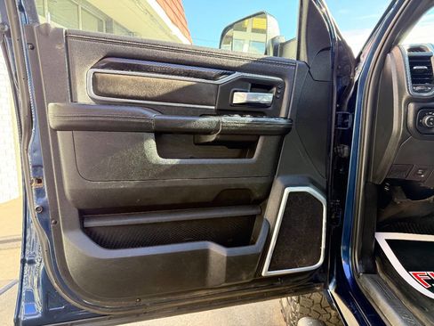 Used 2022 RAM 2500 Laramie w/ Night Edition image 15