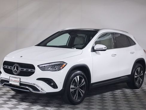Used 2026 Mercedes-Benz GLA 250 4MATIC image 3