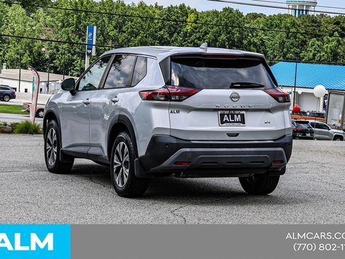 Used 2022 Nissan Rogue SV FWD image 8