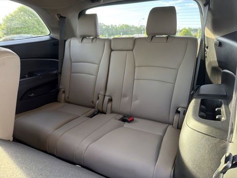Used 2019 Honda Pilot EX-L image 14