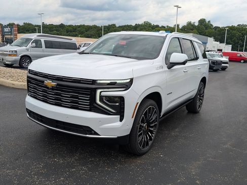 New 2026 Chevrolet Tahoe High Country AWD/4WD image 3