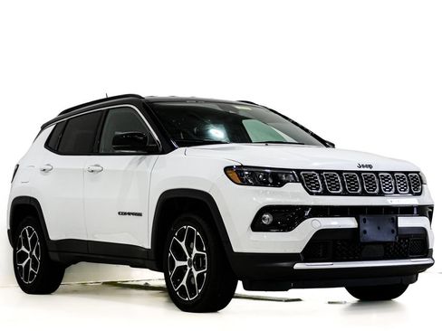 Used 2025 Jeep Compass Limited AWD/4WD image 1