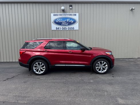 Used 2023 Ford Explorer Platinum w/ Premium Technology Package AWD/4WD image 6