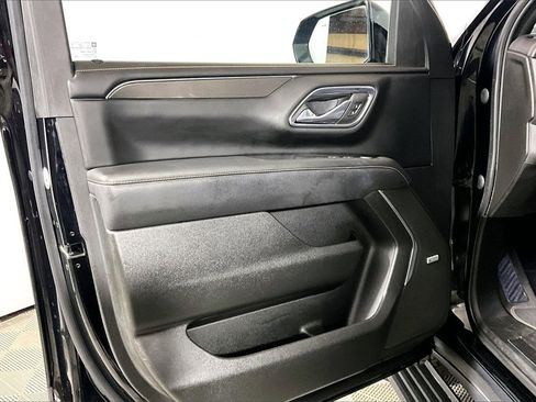 Used 2023 GMC Yukon AT4 w/ AT4 Premium Plus Package image 18