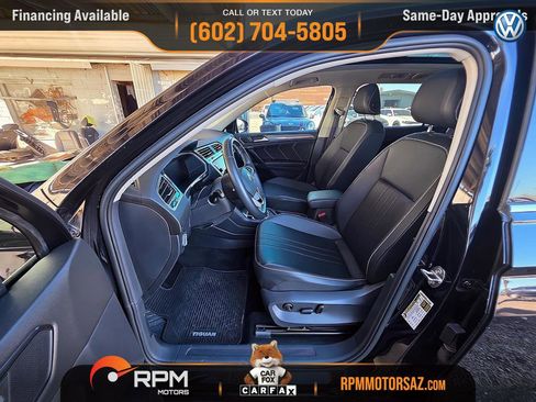 Used 2022 Volkswagen Tiguan SE image 11