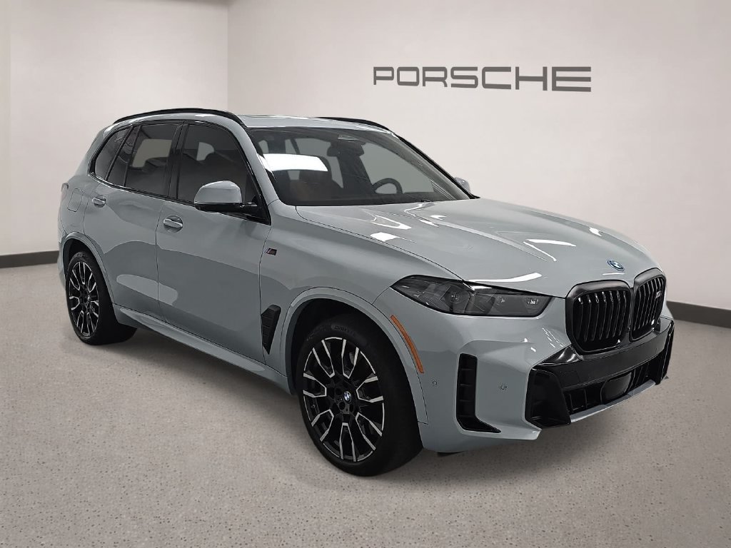 Used 2025 BMW X5 xDrive50e w/ M Sport Package AWD/4WD image 8