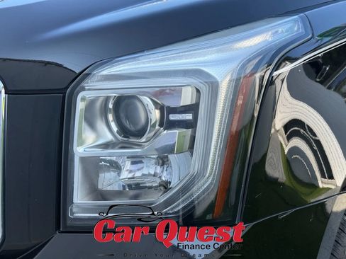 Used 2017 GMC Yukon XL Denali w/ Open Road Package AWD/4WD image 41