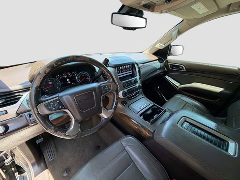 Used 2018 GMC Yukon Denali w/ Denali Ultimate Package RWD image 9
