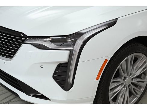 New 2025 Cadillac CT4 Premium Luxury image 9