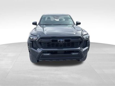 New 2026 Toyota Tacoma TRD Off-Road image 9