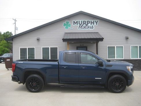 Used 2022 GMC Sierra 1500 Elevation AWD/4WD image 1