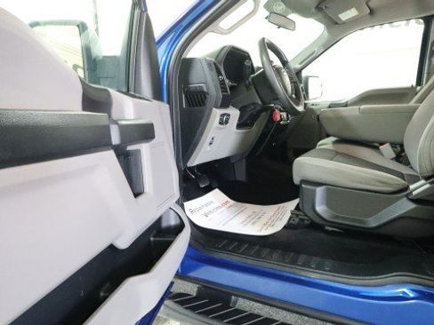 Used 2017 Ford F150 XL w/ Equipment Group 101A Mid AWD/4WD image 9