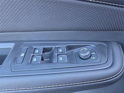 New 2026 Volkswagen Atlas SE image 13