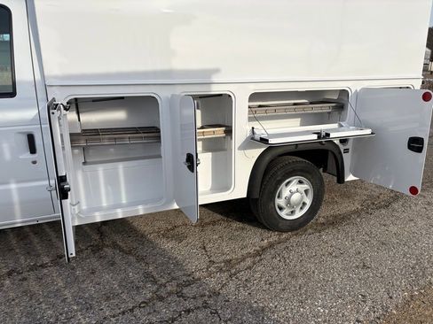 New 2026 Ford E-350 and Econoline 350 Super Duty w/ Power Equipment Group image 22