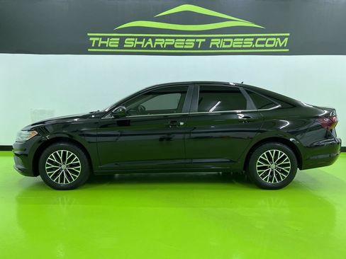 Used 2020 Volkswagen Jetta R-Line FWD image 6