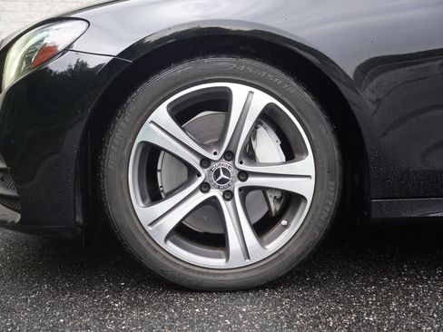Used 2020 Mercedes-Benz E 350 Sedan image 12