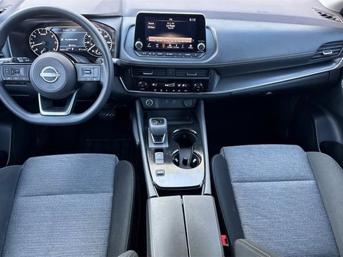 Used 2023 Nissan Rogue SV image 13