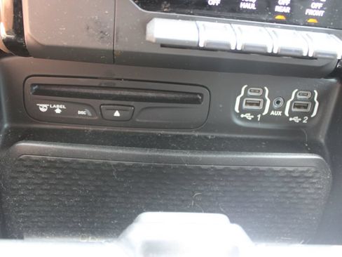 Used 2019 RAM 1500 Laramie w/ Sport Appearance Package AWD/4WD image 33