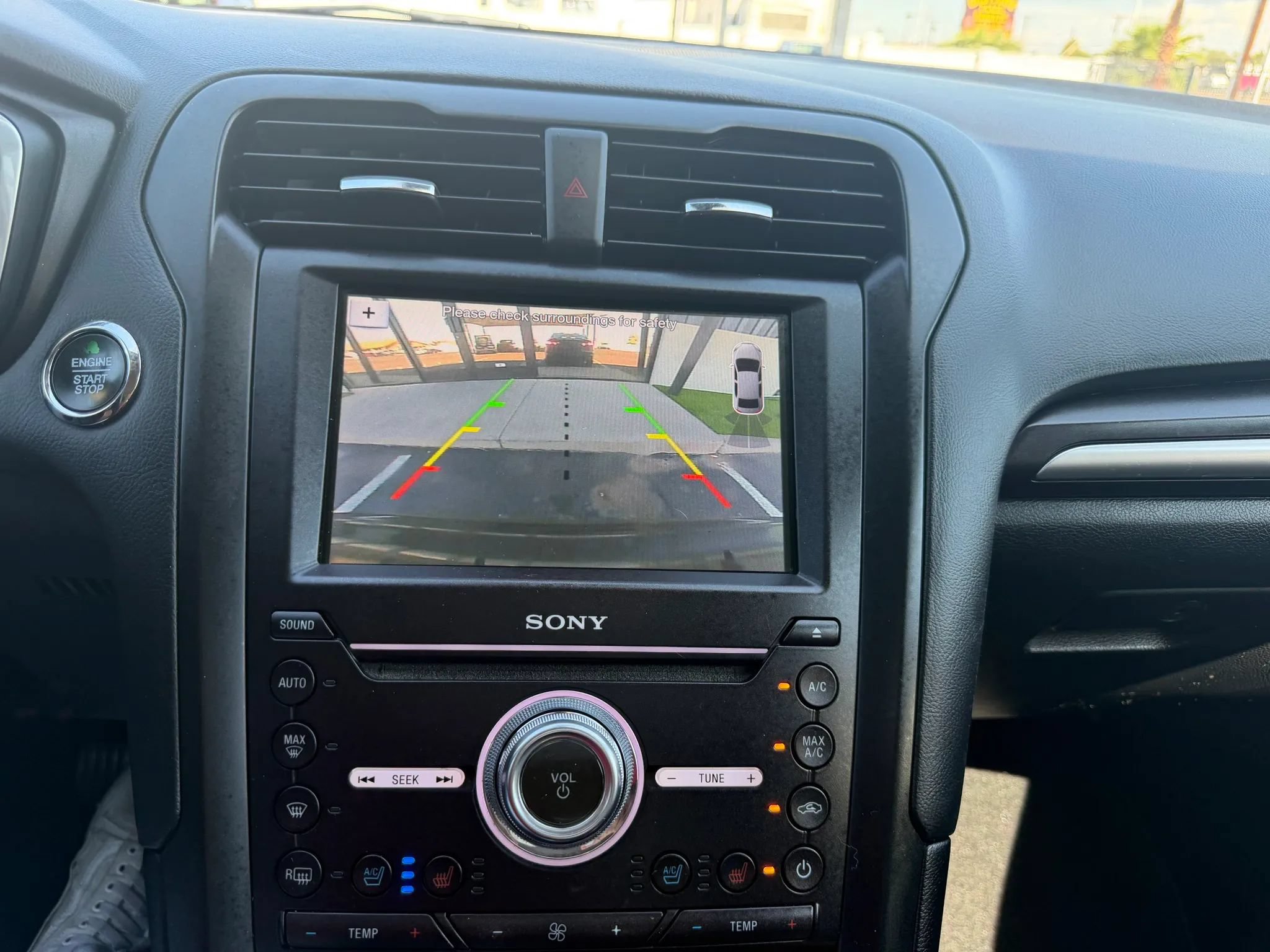 Used 2019 Ford Fusion Titanium AWD/4WD image 18