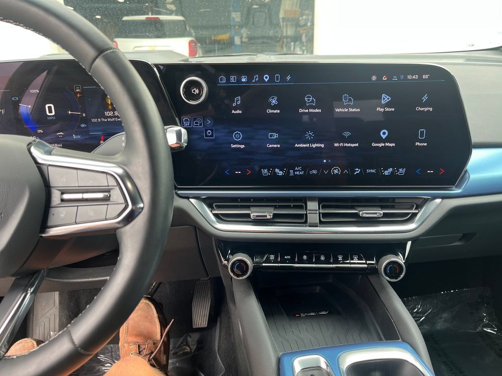 New 2025 Chevrolet Equinox EV LT w/ Convenience Package II AWD/4WD image 17